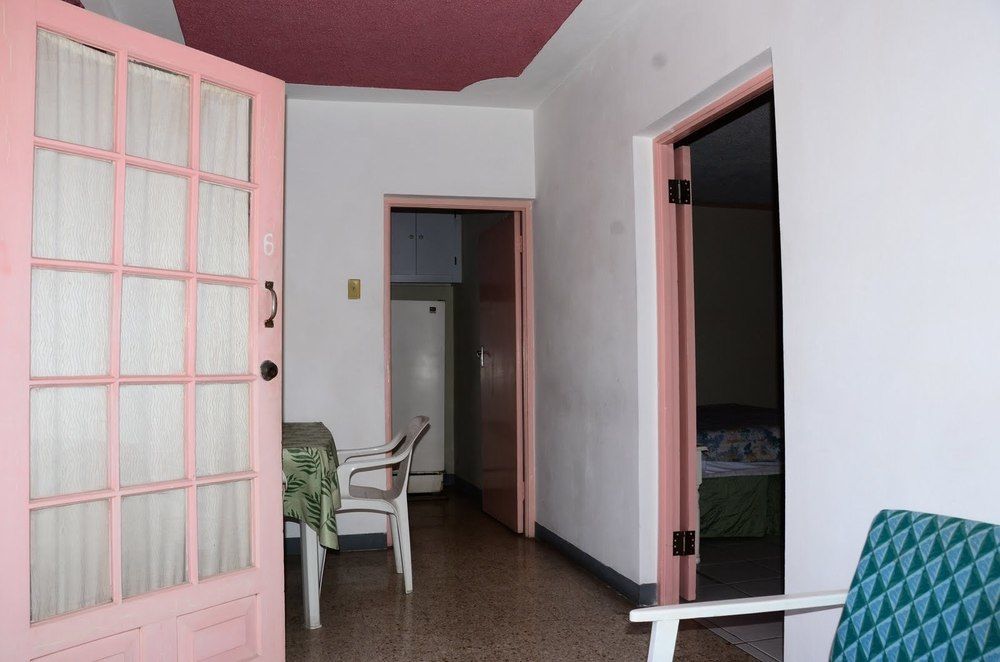 Marine View Hotel Ocho Rios Dış mekan fotoğraf